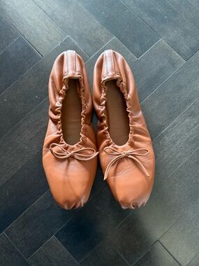 KHAITE Tan Leather Ballet Flats